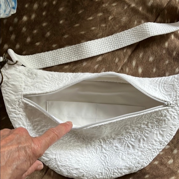 Fun White Quilted Women's crossbody bag custom - Picture 7 of 7